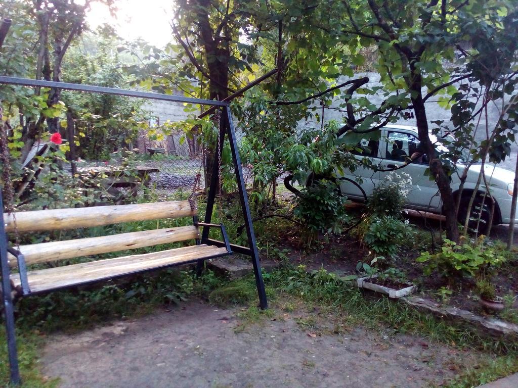 Borjomi Makvala'S Guest House Zewnętrze zdjęcie